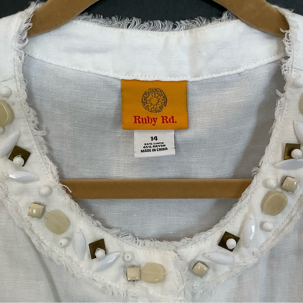 Ruby Rd. White Embellished Lightweight Button Fro… - image 3